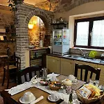 Alojamento de Acomodação e Pequeno-almoço Il Rifugio 4*